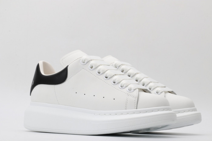 ALEX MCQU SNEAKER