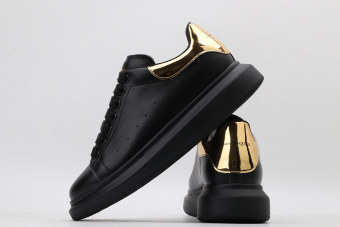 ALEX MCQU SNEAKER