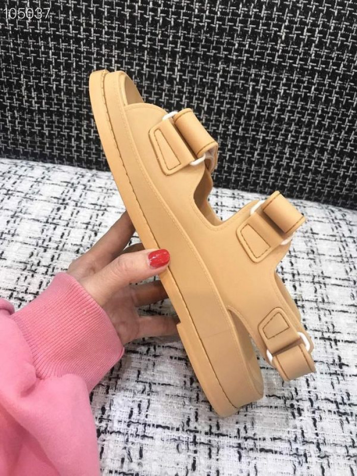 CN SANDAL