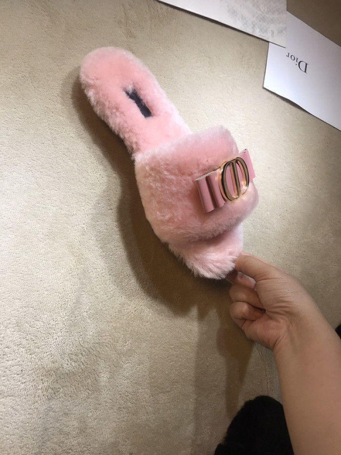 d10r sandal