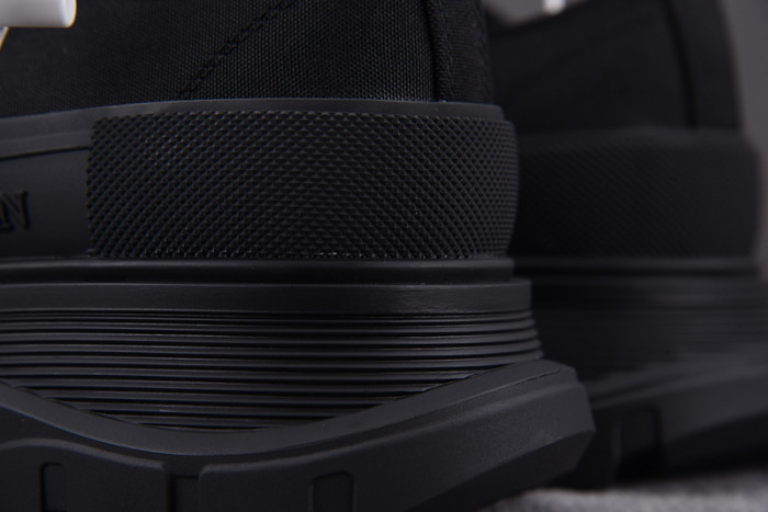 ALEX MCQU SNEAKER