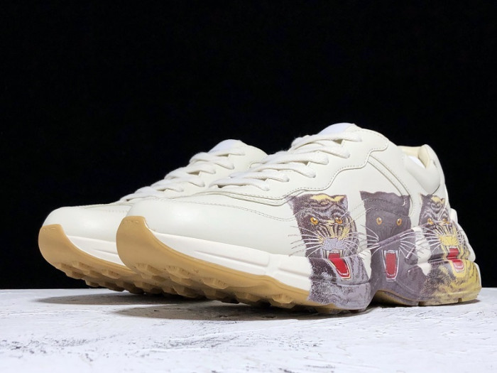GUI SNEAKER