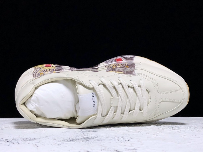 GUI SNEAKER
