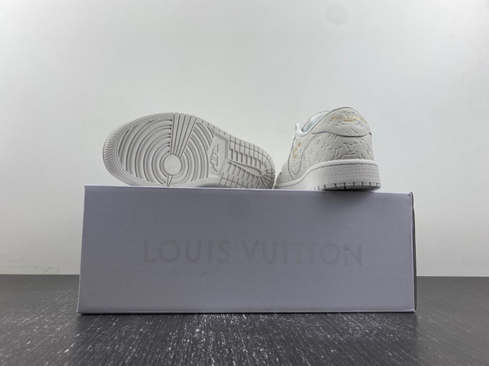 Air Jordan 1 & L0VT