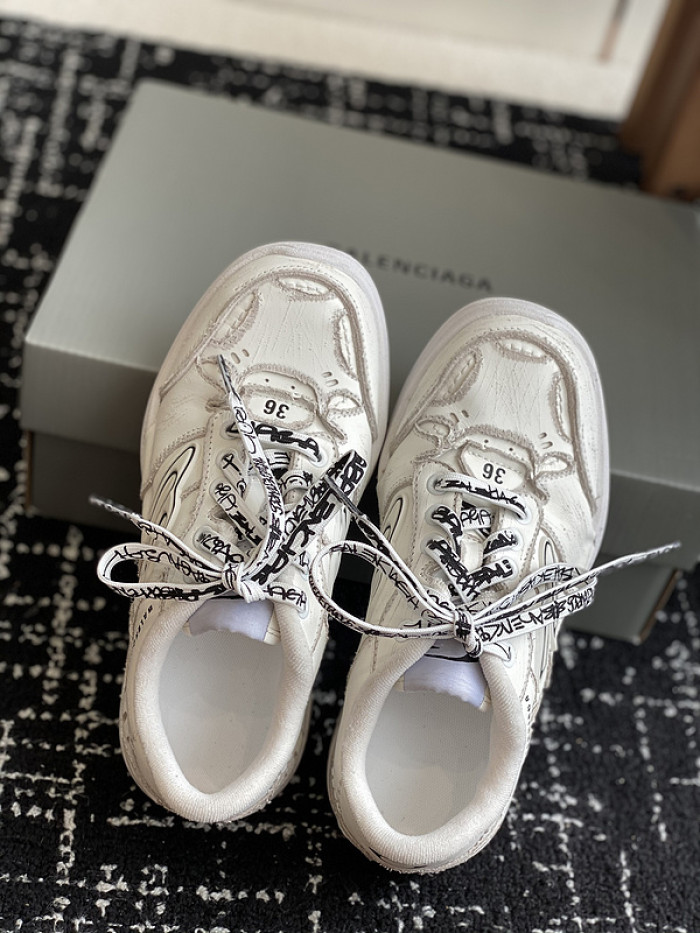 BALEN&GA SNEAKER