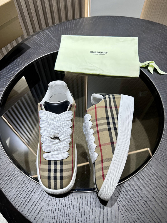 BUB sneaker