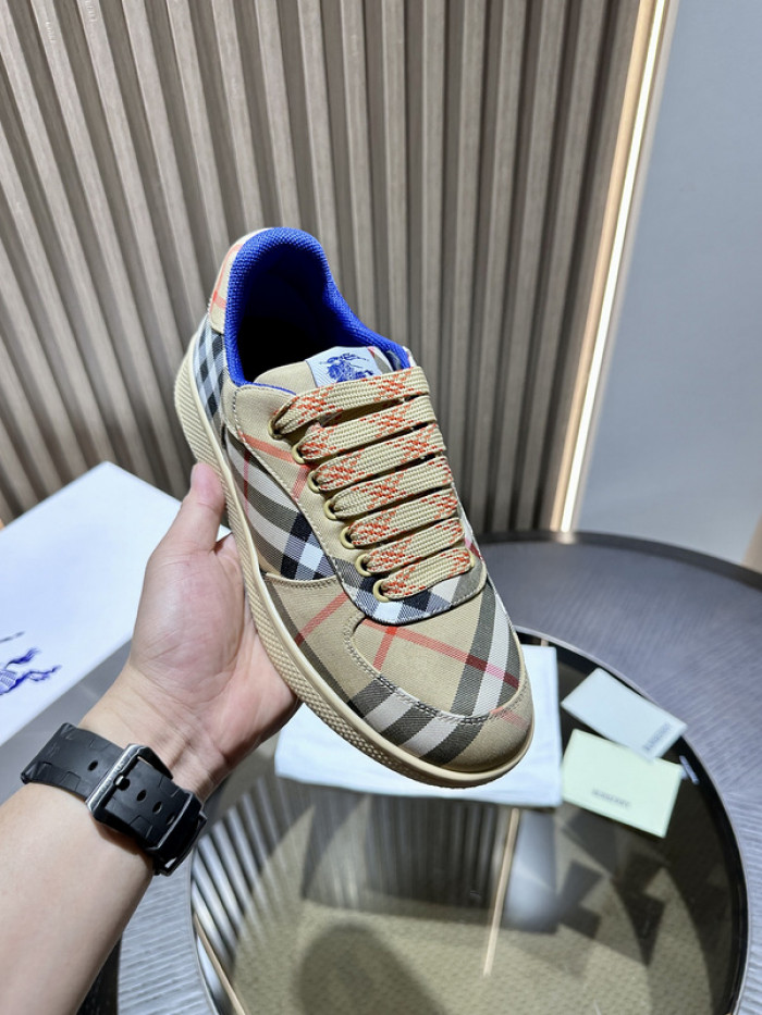 BUB sneaker