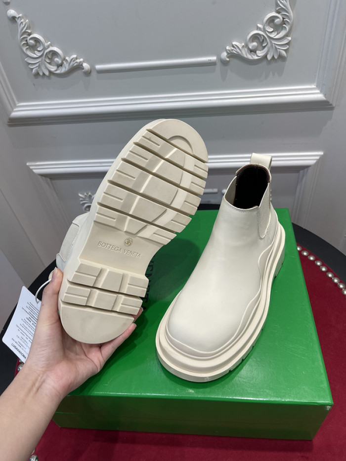 BV boots 005