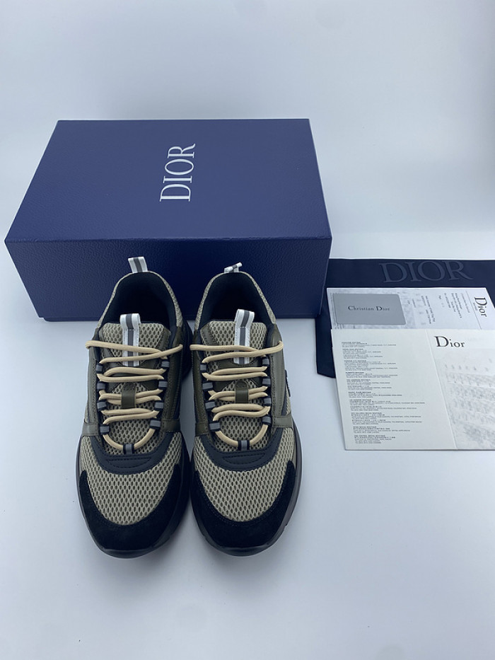 D10R SNEAKER