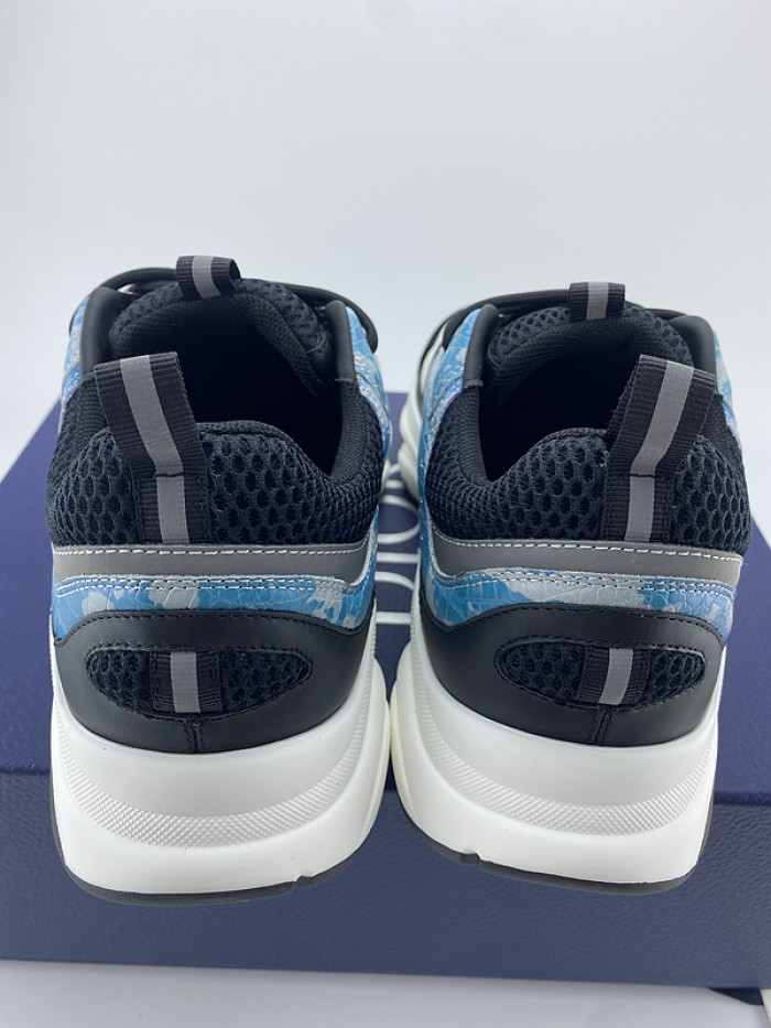 D10R SNEAKER