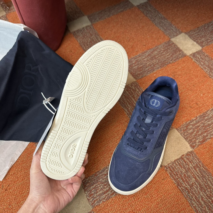 D10R B27 LOW SNEAKER