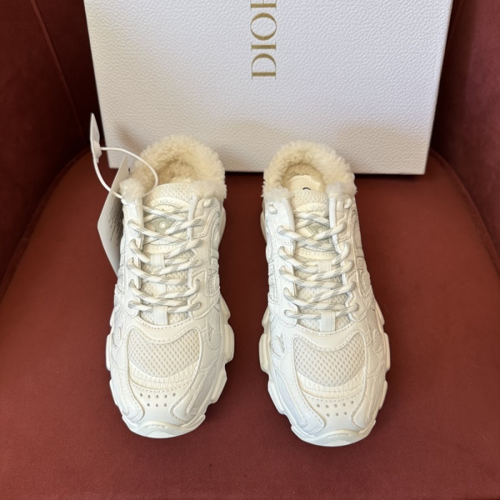 D10R SNEAKER