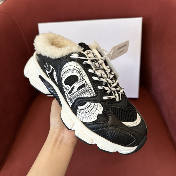 D10R SNEAKER