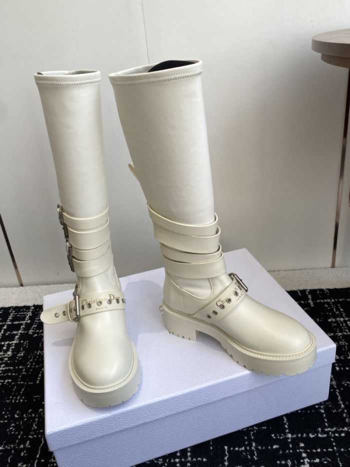 D10R boot