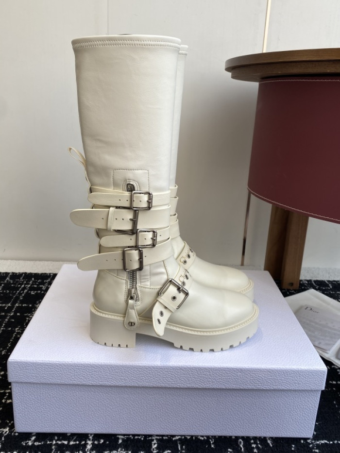 D10R boot