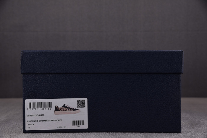 D10R SNEAKER