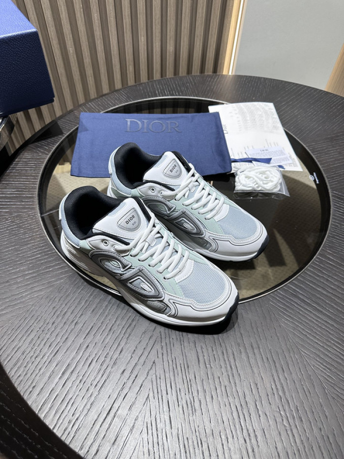 D10R SNEAKER