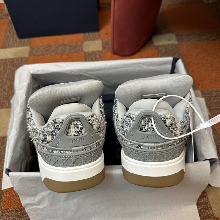D10R SNEAKER