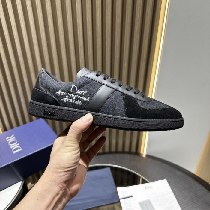 D10R SNEAKER