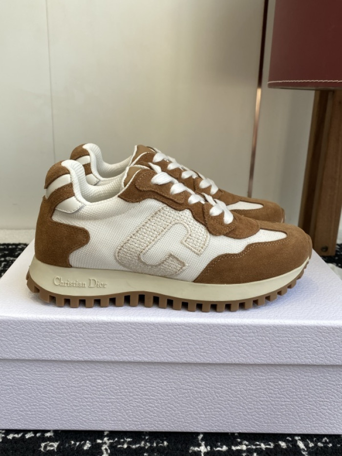 D10R SNEAKER