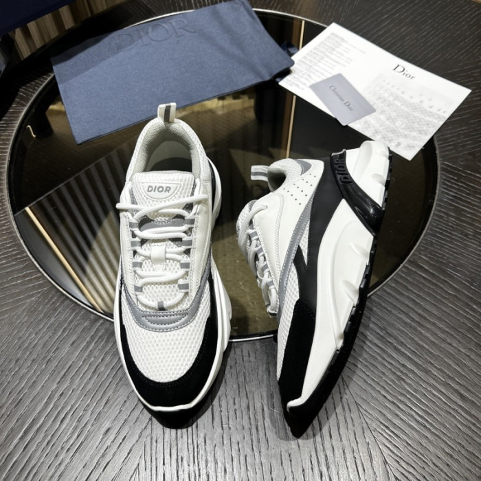 D10R SNEAKER
