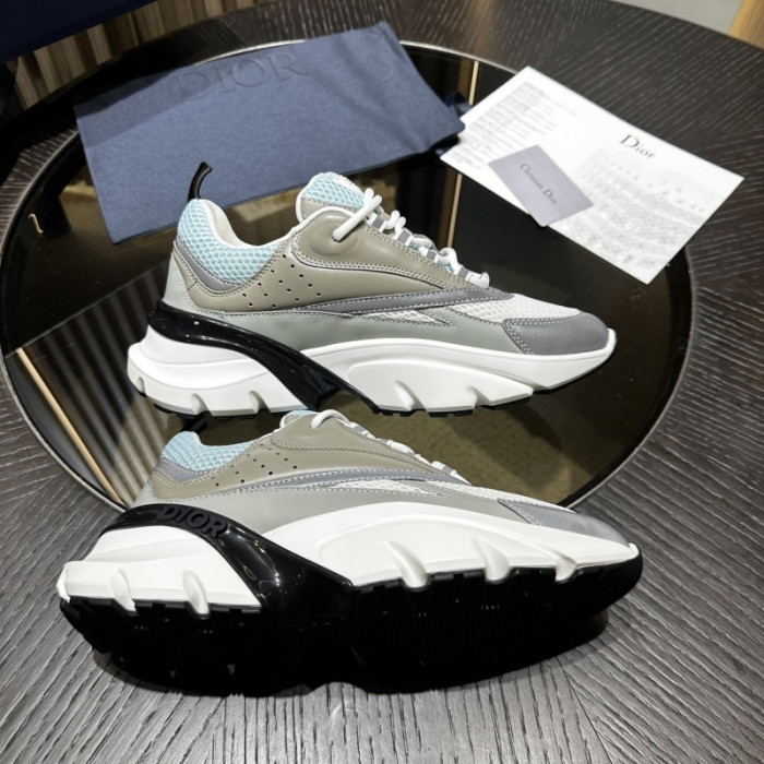 D10R SNEAKER