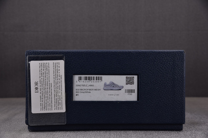 D10R SNEAKER