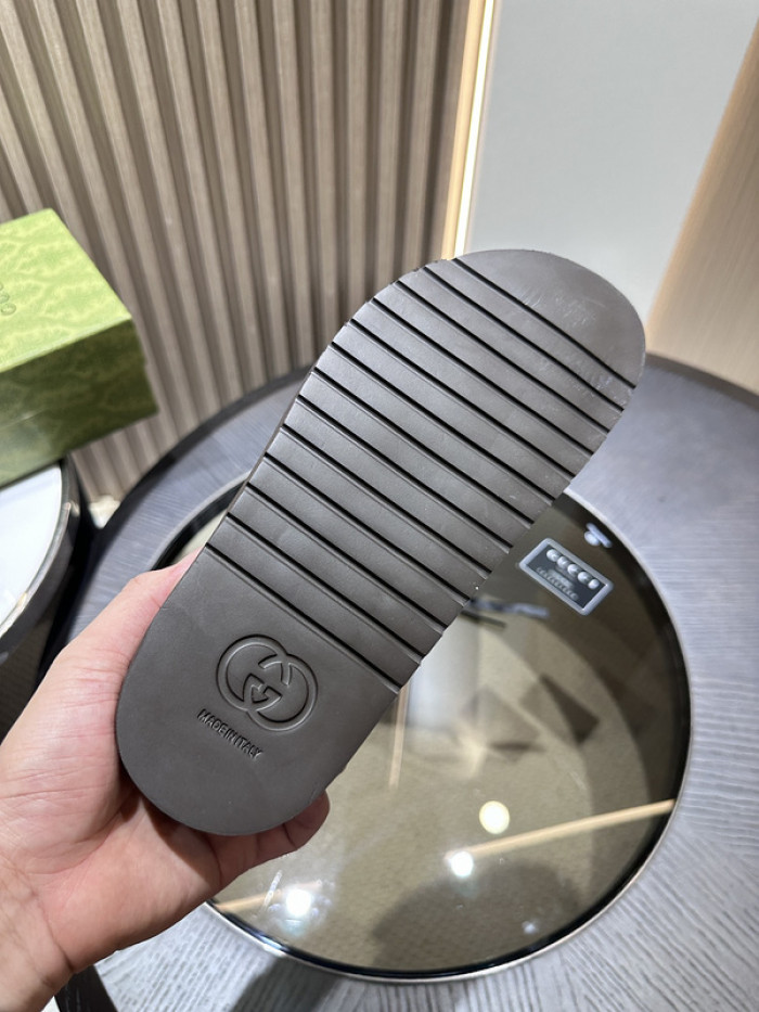 GUI SANDAL