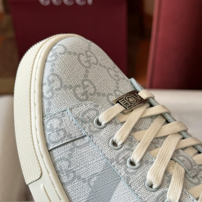 GUI SNEAKER