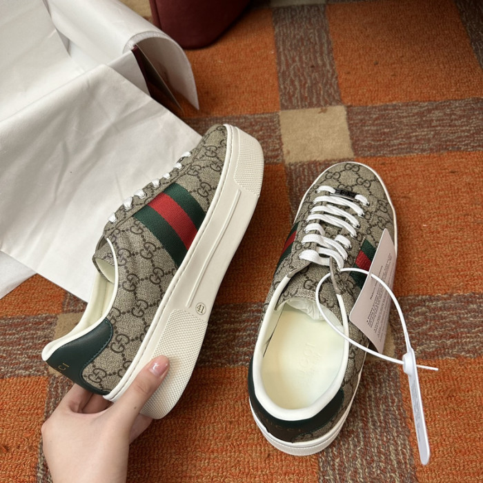 GUI SNEAKER