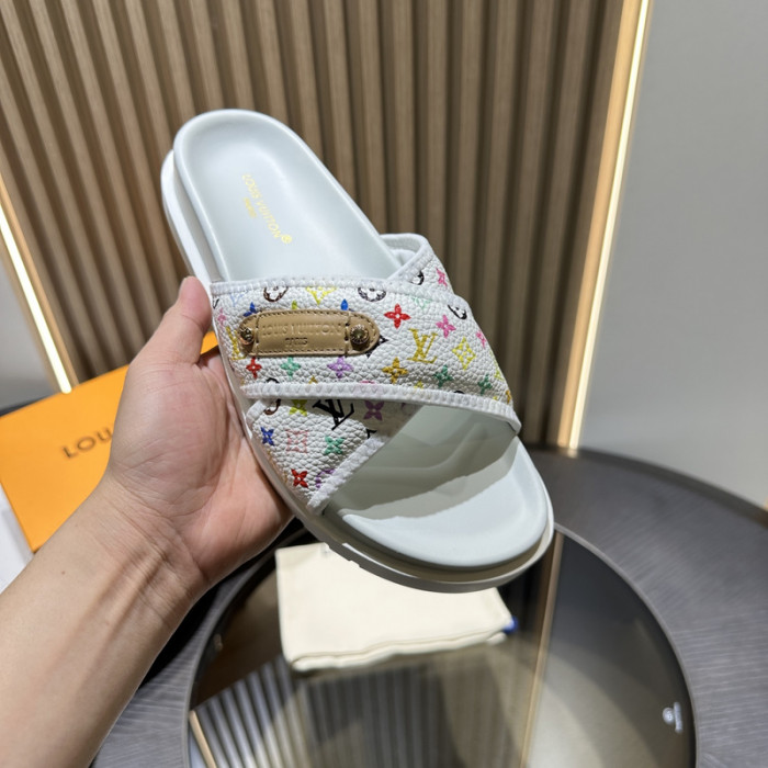 L0VT SANDAL
