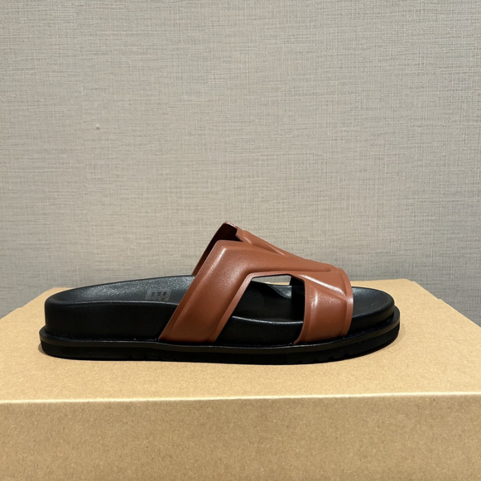 L0VT SANDAL