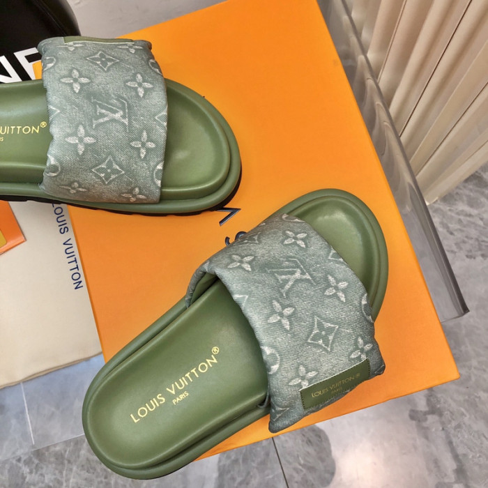 L0VT SANDAL