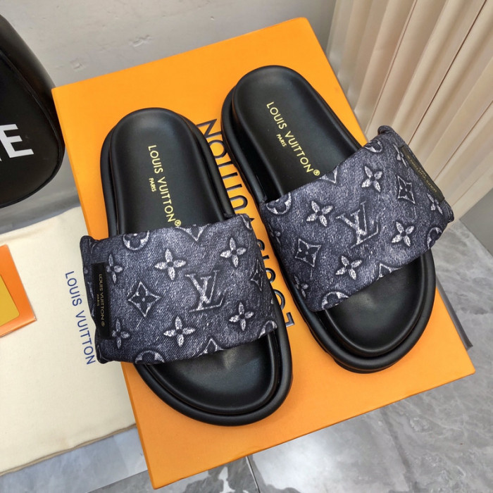 L0VT SANDAL