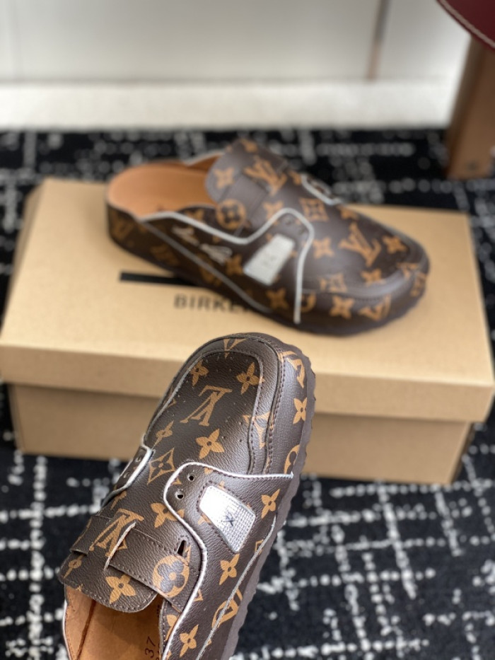 L0VT SANDAL
