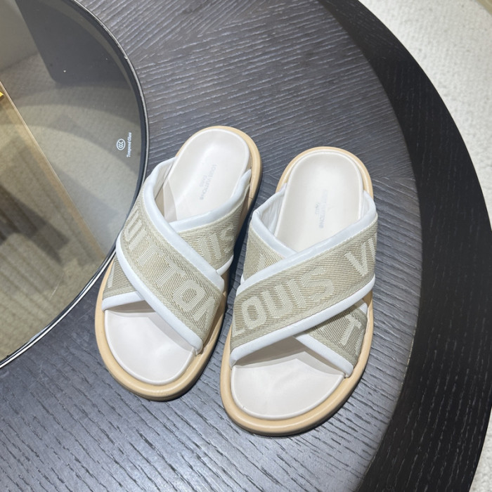 L0VT SANDAL