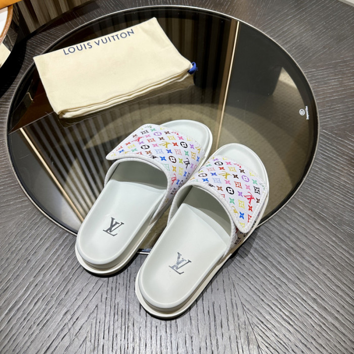 L0VT SANDAL