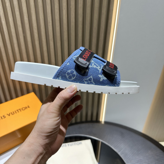 L0VT SANDAL