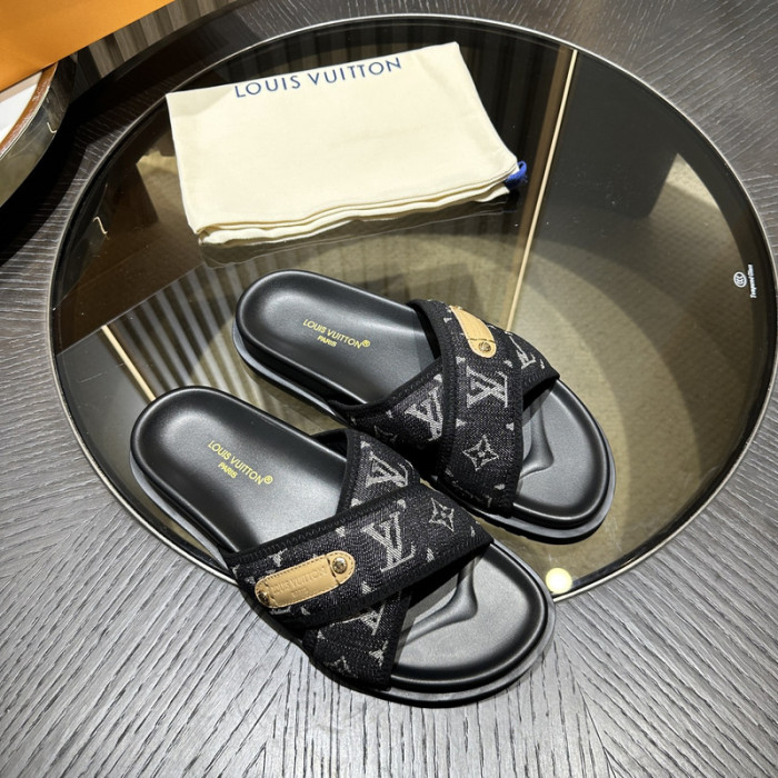 L0VT SANDAL