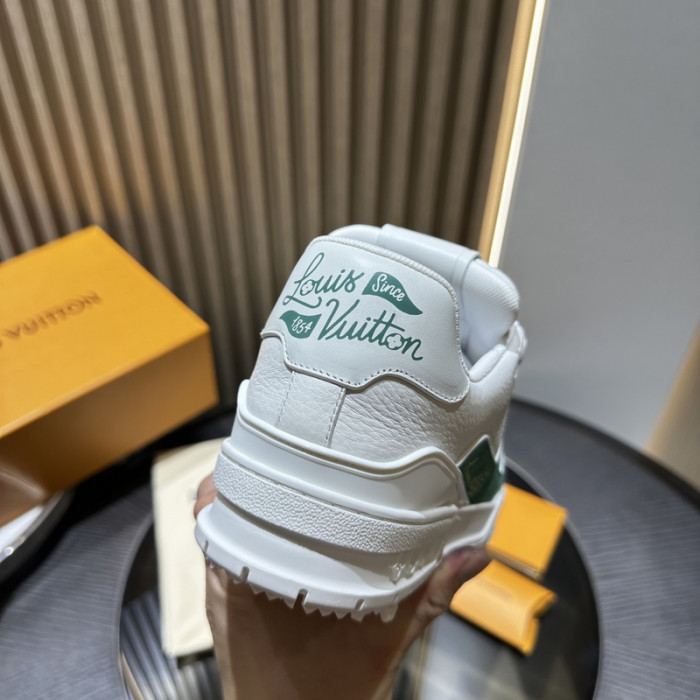 L0VT SNEAKER
