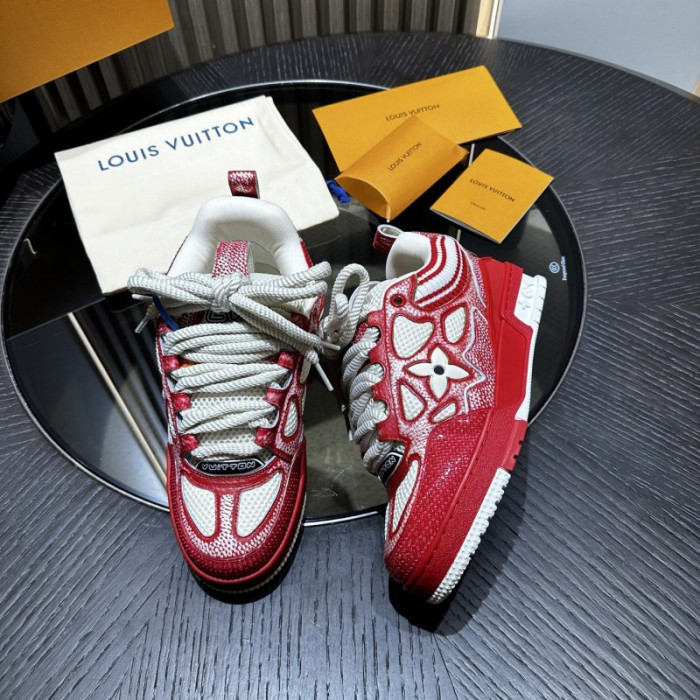 L0VT SNEAKER