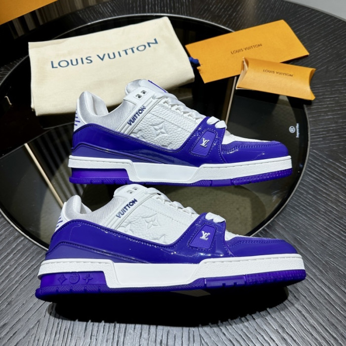 L0VT SNEAKER