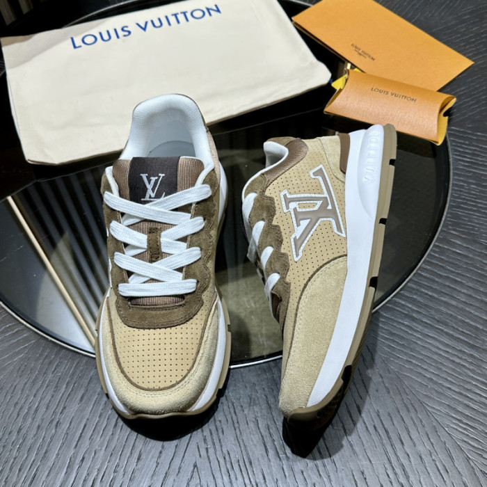 L0VT SNEAKER