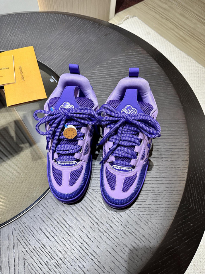 L0VT SNEAKER