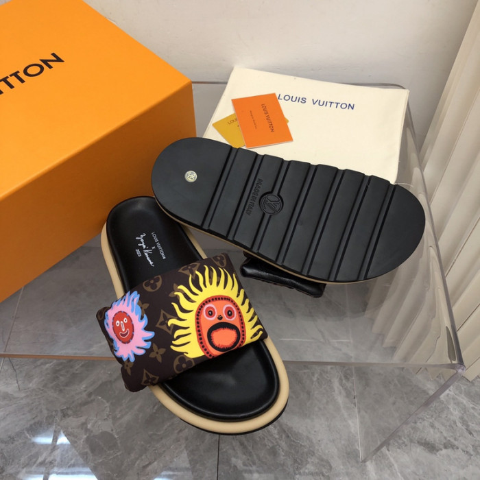 L0VT SANDAL
