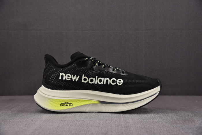 NEW BALAN& SNEKAER