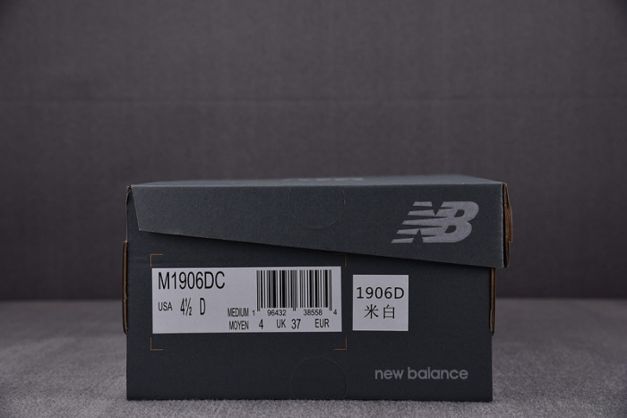 NEW BALAN& SNEKAER