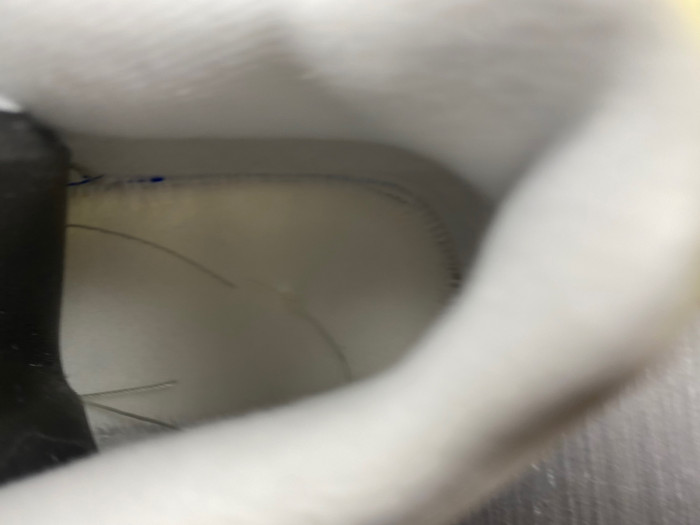OFW SNEAKER