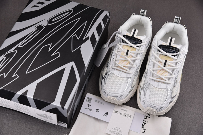 OFW SNEAKER