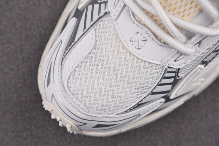 OFW SNEAKER